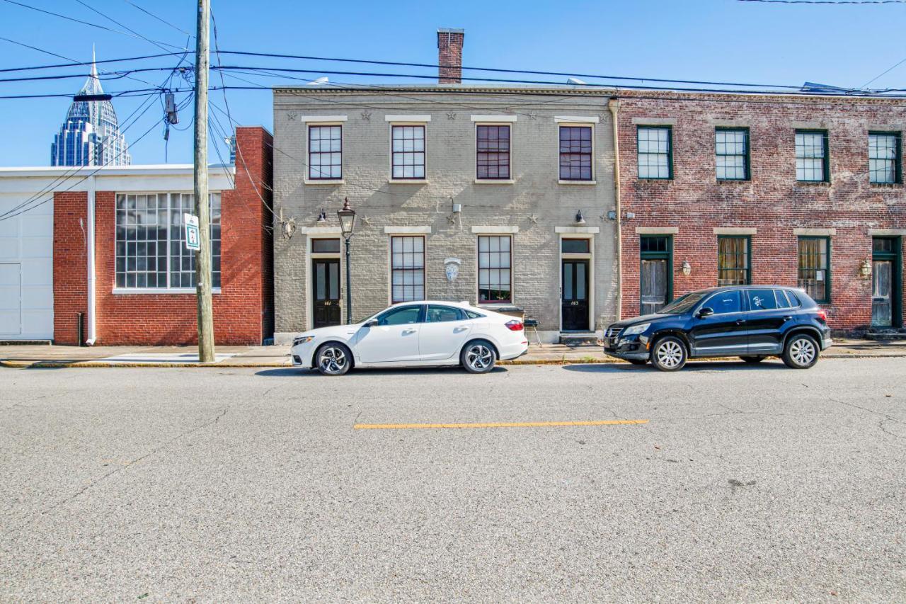 Stars On State In The Heart Of Downtown Apartment Mobile Exterior foto