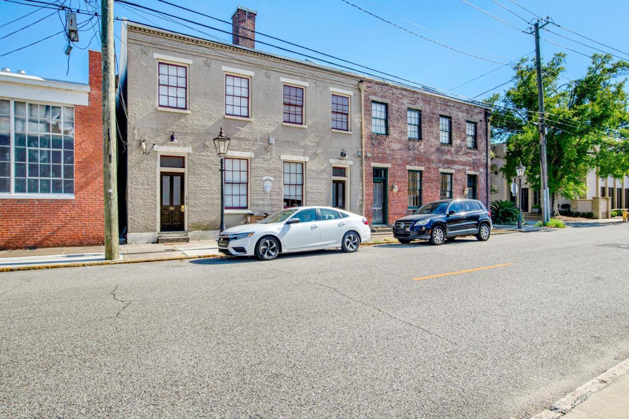 Stars On State In The Heart Of Downtown Apartment Mobile Exterior foto