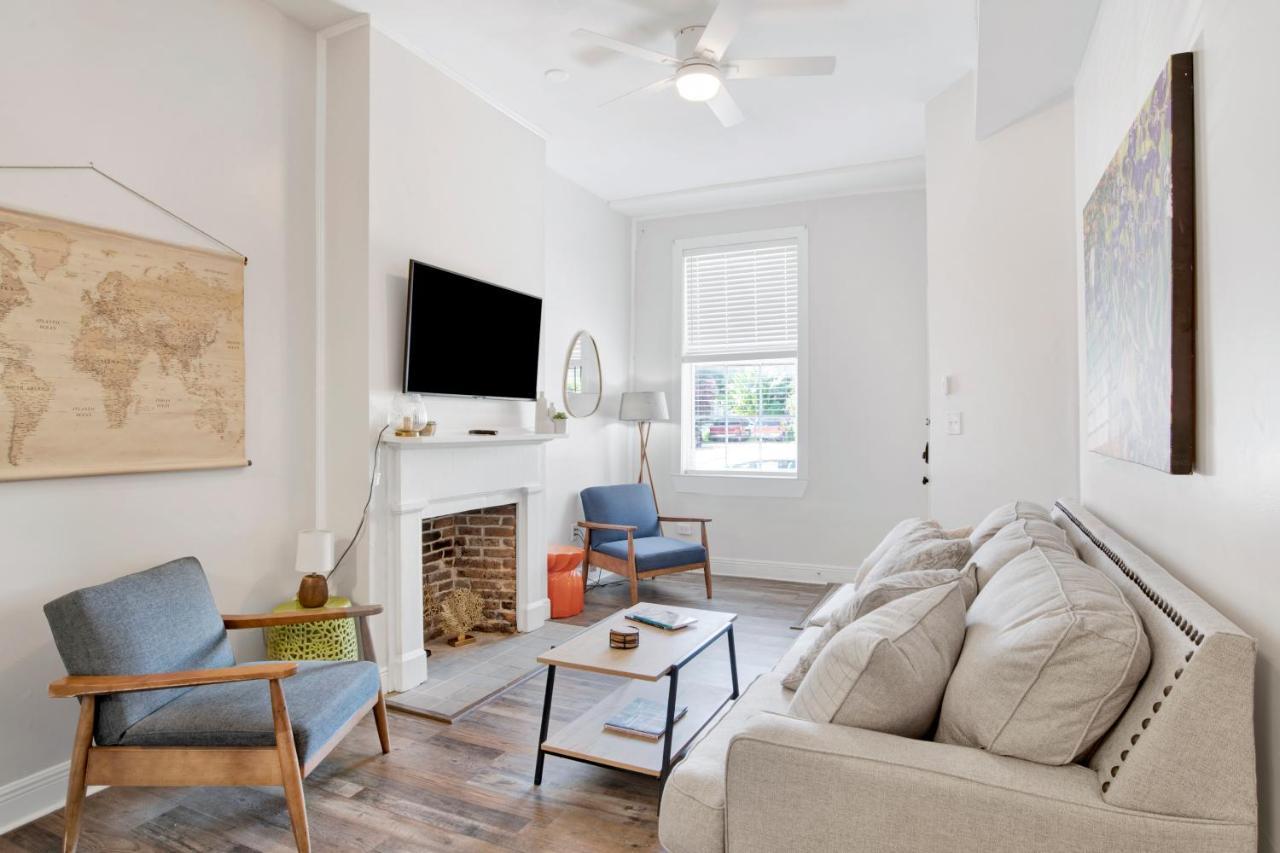 Stars On State In The Heart Of Downtown Apartment Mobile Exterior foto